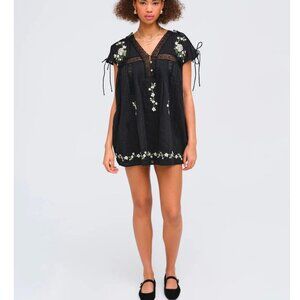 NWT FOR LOVE AND LEMONS JOLENE EBROIDERED COTTON BLACK MINI DRESS SIZE M